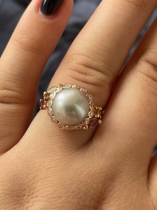 Серебряное  кольцо с  жемчугом . Размер 17.