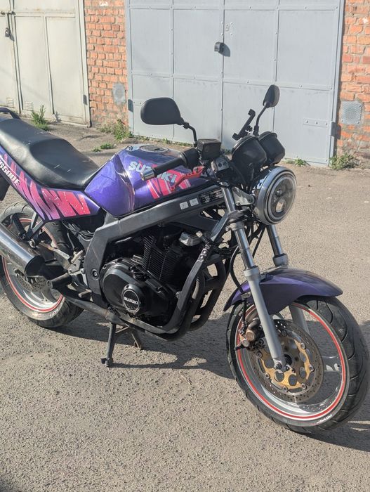 Мотоцикл Suzuki gs500e