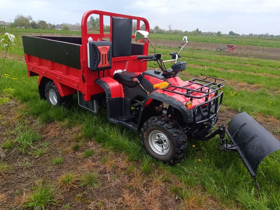 Квадроцикл вантажний