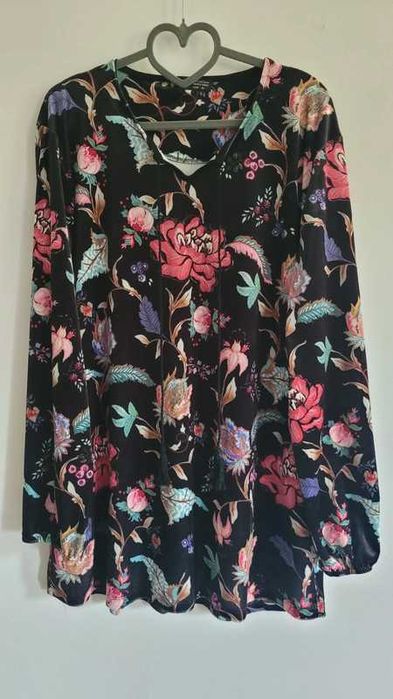 Wear On Nowa welurowa milutka bluza dłuższa w kwiaty oversize M