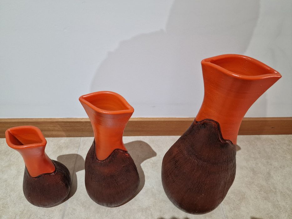 Jarros em barro decoração