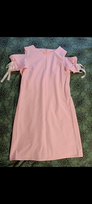 Легка рожева сукня на блискавці на спині. Розмір M/L
