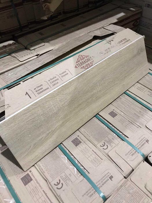 Продам плитку, керамогранит 30*30*7,5; 150*600*8,5