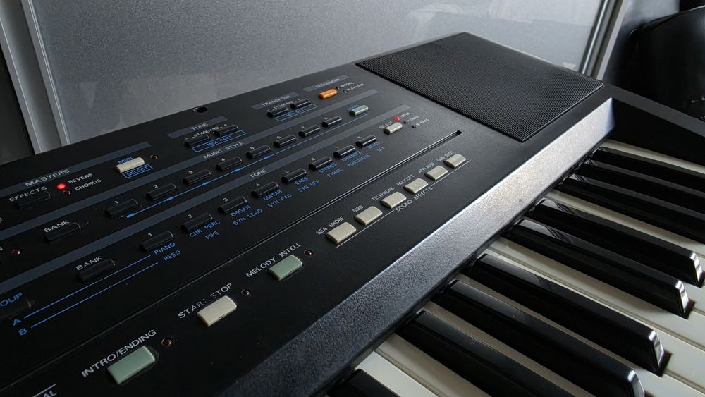 ROLAND E-15 - Legenda lat 90 Keyboard aranger syntezator fajny stan