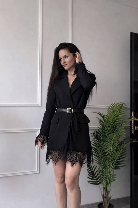 Жіноча сукня-піджак чорна з мереживом. Розмір 42–44