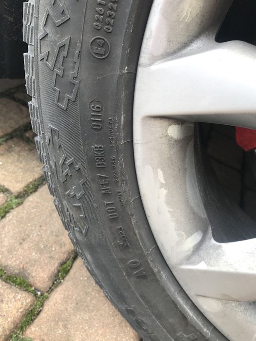 Opony samochodowe  Continental 235/55/19 winter zimowe