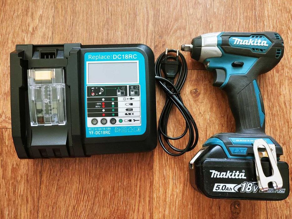 Аккумуляторный бесщеточный гайковерт Makita XWT12 18V 3/8"