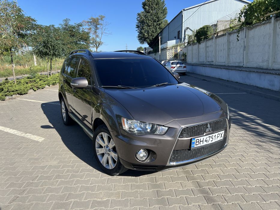Mitsubishi outlender xl