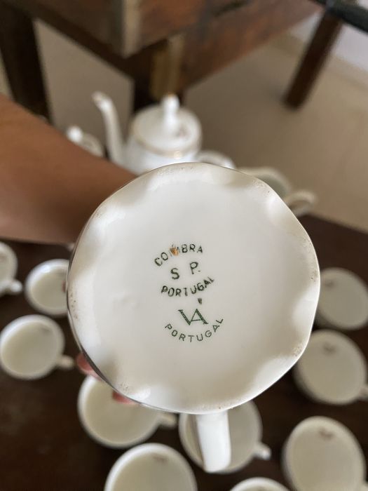 Serviço de Chá Antigo S.P. Coimbra / Vista Alegre – Anos 60/70 – Porcelana Portuguesa