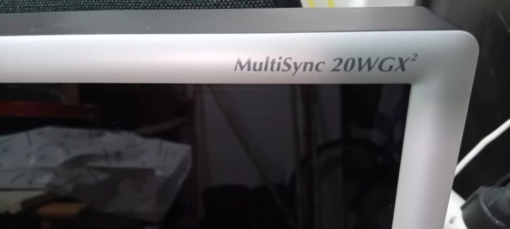 Monitor NEC MultiSync 20WGX² – 20” IPS – DVI/VGA – a funcionar perfeit