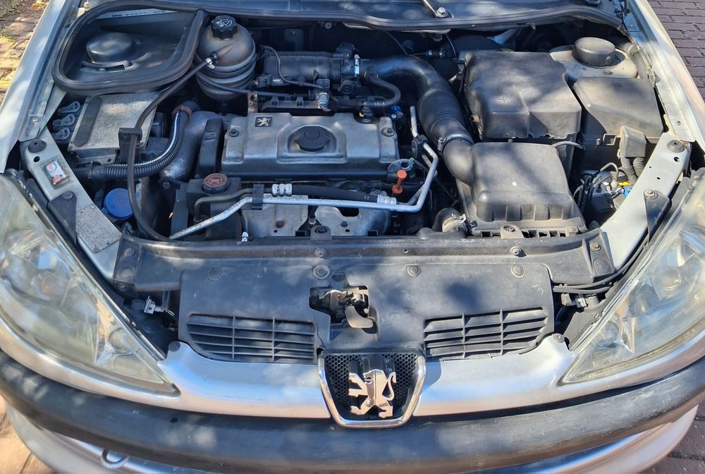 Peugeot 206 Sw 1.1i+AC 2003