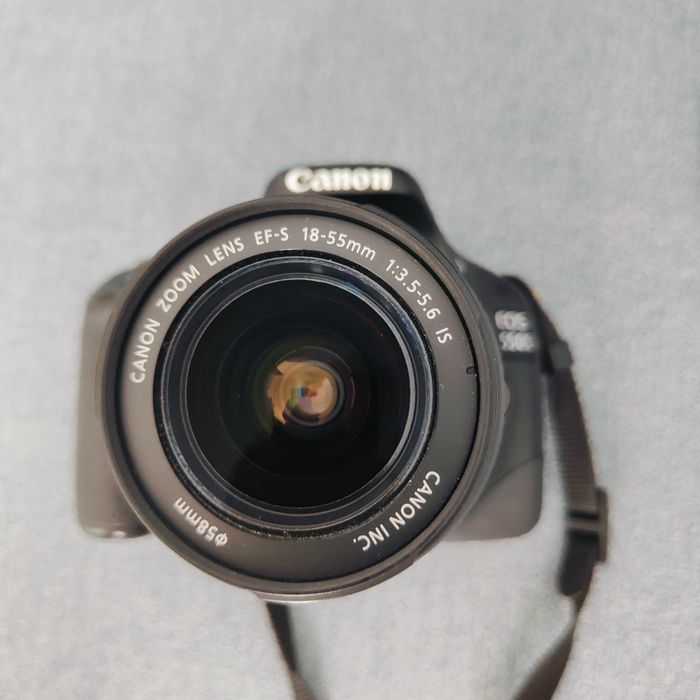 Aparat Canon EOS 550D
