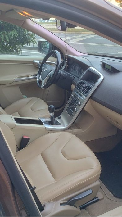 Volvo XC60 2010 D5