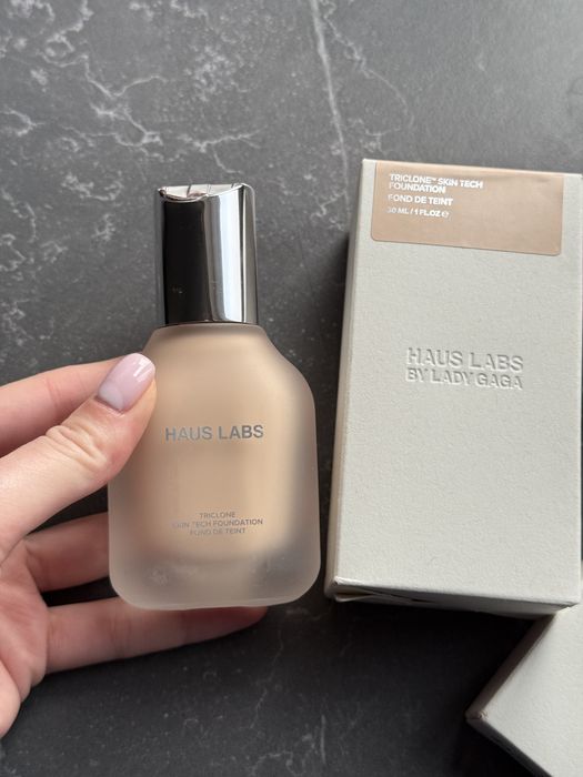 Тональна основа Haus Labs 100LN бронзер Haus labs оригінал