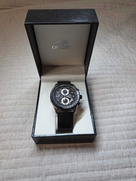 Чоловічий годинник Orient Hotshot FTD0Z002B