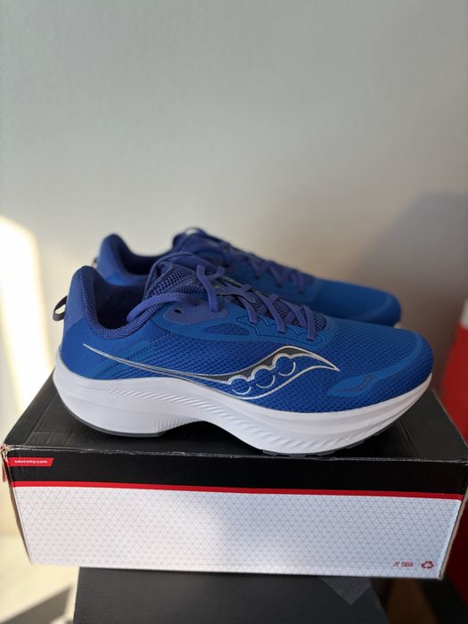 Новые ОРИГИНАЛ оригінал кроссовки кросівки Saucony Axon 3