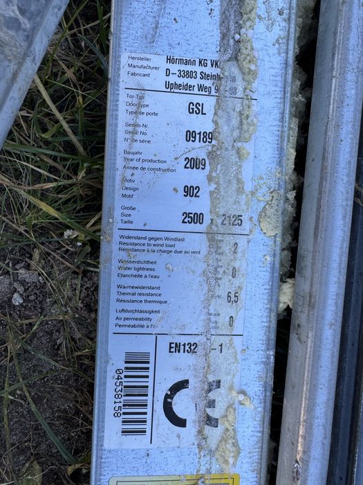 Brama garażowa 2500x2125 mm.