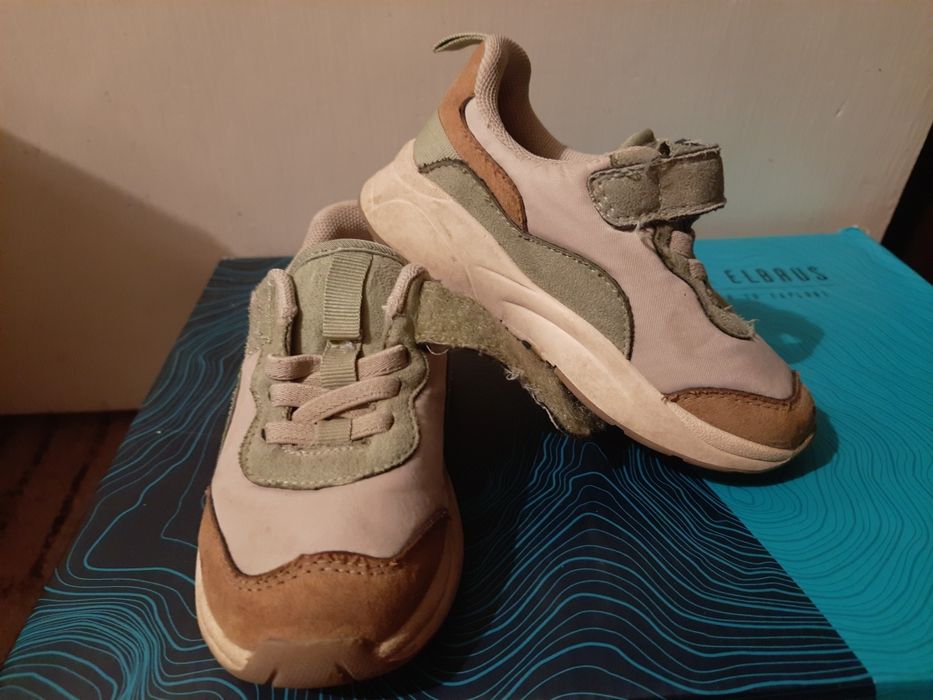 Adidasy H&M, rozm.23 dł.wkł 14,5cm