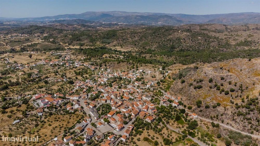 Moradia Geminada T1 / Sabugal, Bendada