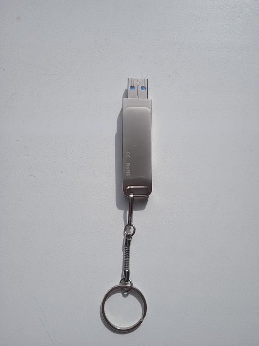 Неробоча флешка на 2 сторони 256 GB