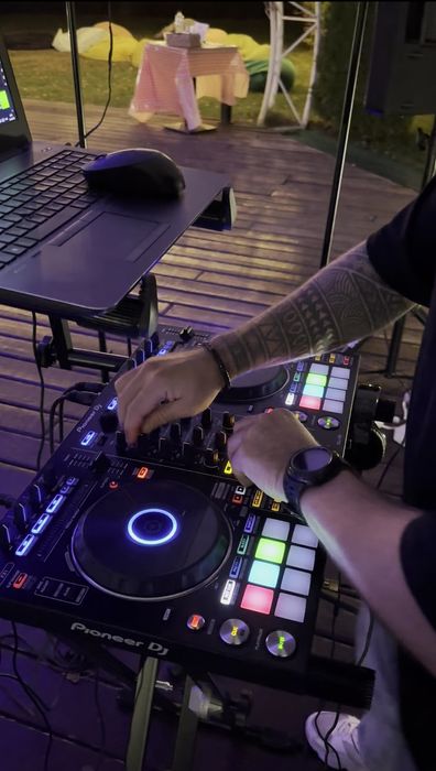 DJ | Караоке | Живий вокал | Виїзне музичне оформлення подій