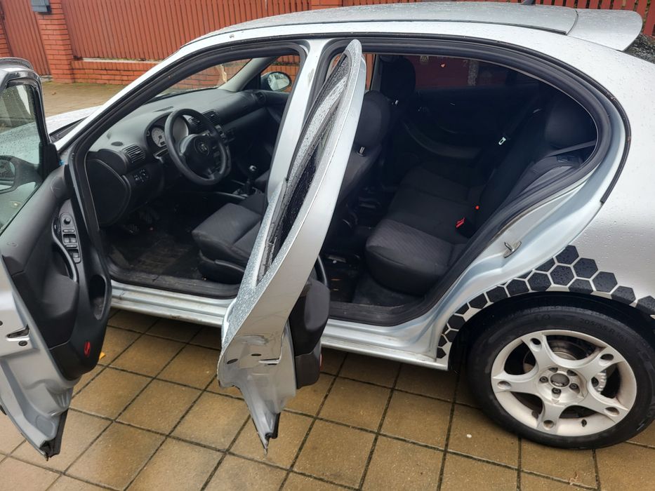 Seat Leon 1.6 Benzyna