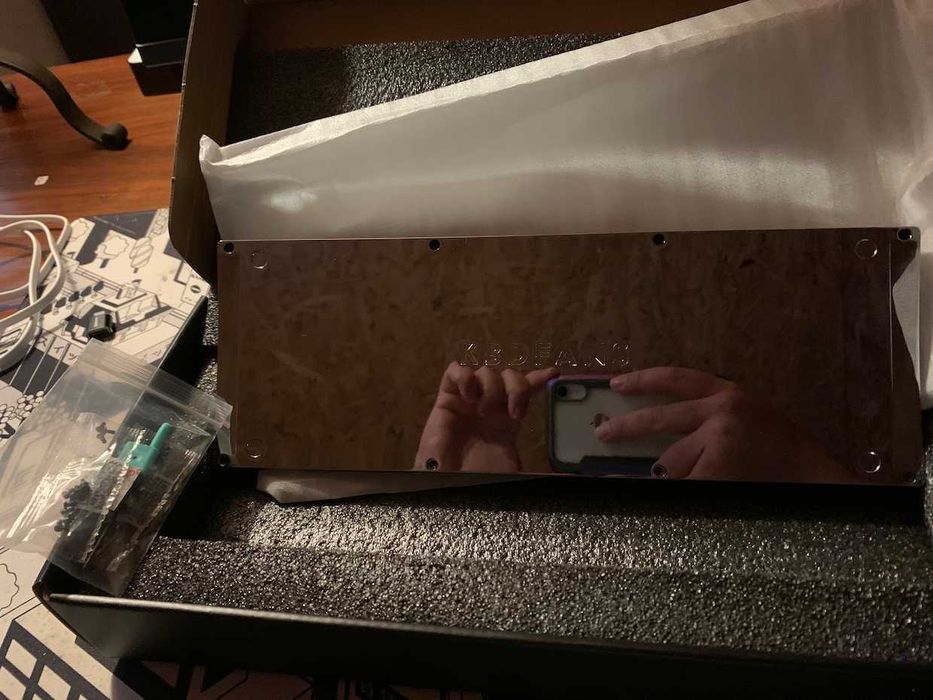 KBD67 V3 Mirror-Polished Enclosure for Mechanical Keyboard64284465925379121