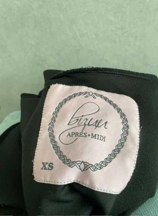 Czarna bluzka longsleeve BIZUU apres-midi, Rozmiar XS, Klasyk
