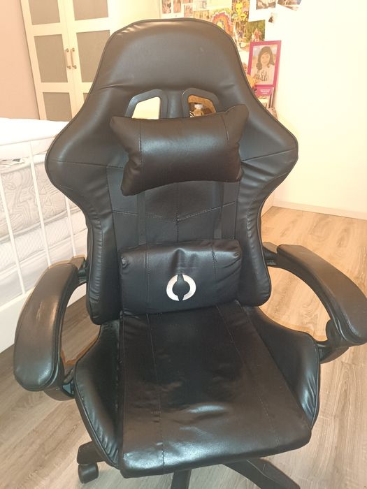 Cadeira Gaming  preta