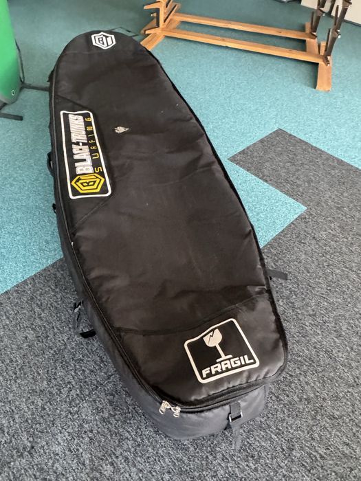 Capa de surf, sarcófago, até 4 pranchas 8’ (2,40 mts), nova, reforçada