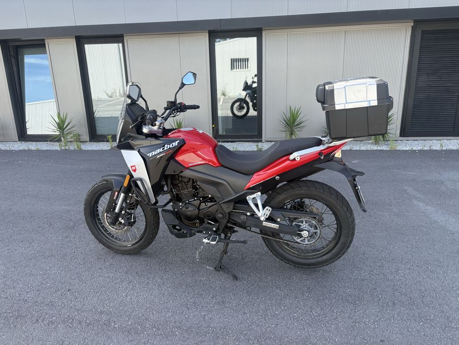 Macbor Xr1 125  ( 15 cv )