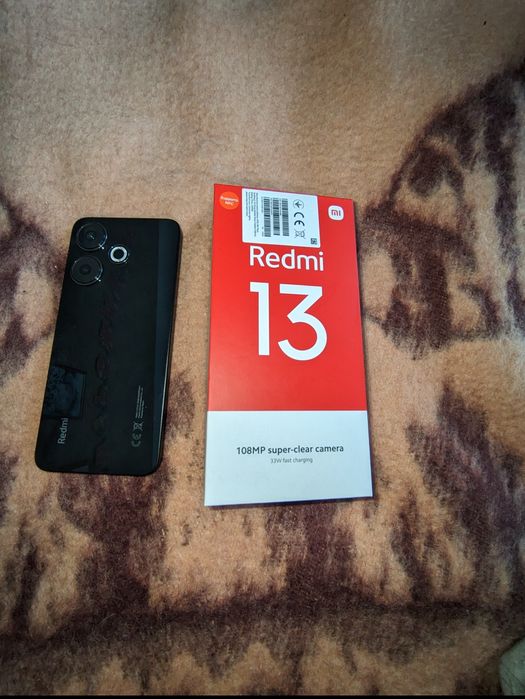 Телефон на запчасти Redmi 13 .