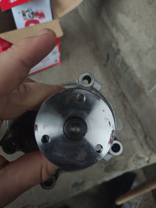 Помпа Opel astra, zafira, combo 1.7 дизель