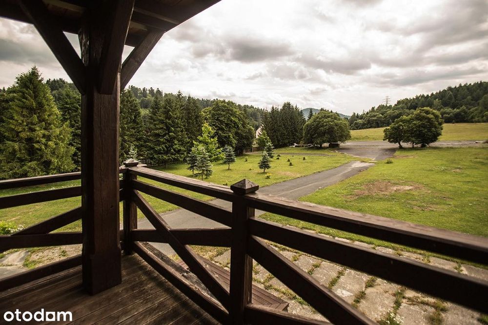 Posiadłość w Bieszczadch / 6 ha/ Dom, stajnia, stawy/ 4 305 000