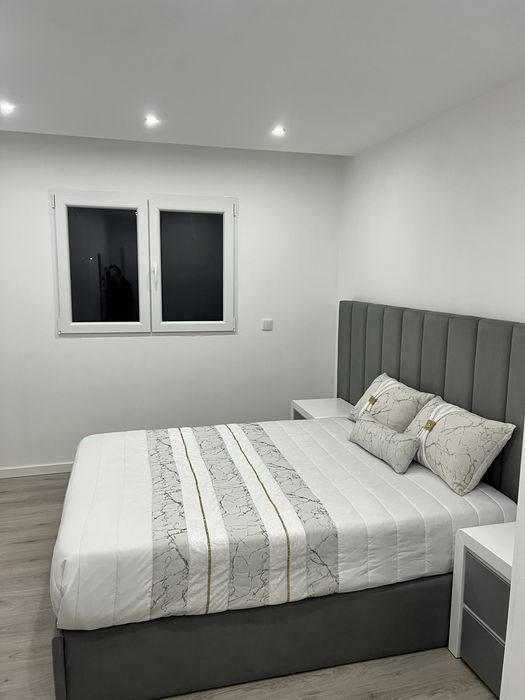 Vendo cama de casal