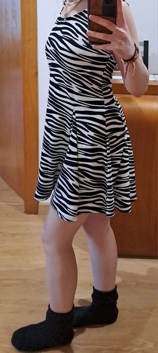 Vestido com padrão-Charme e Versatilidade numa Peça