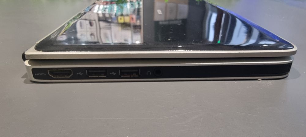 Нетбук Nokia Booklet 3g