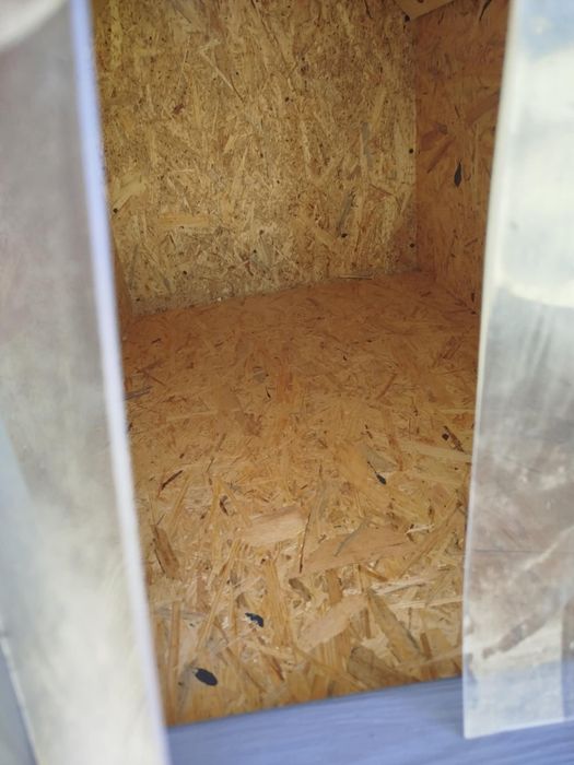 Buda dla psa średniej wielkości