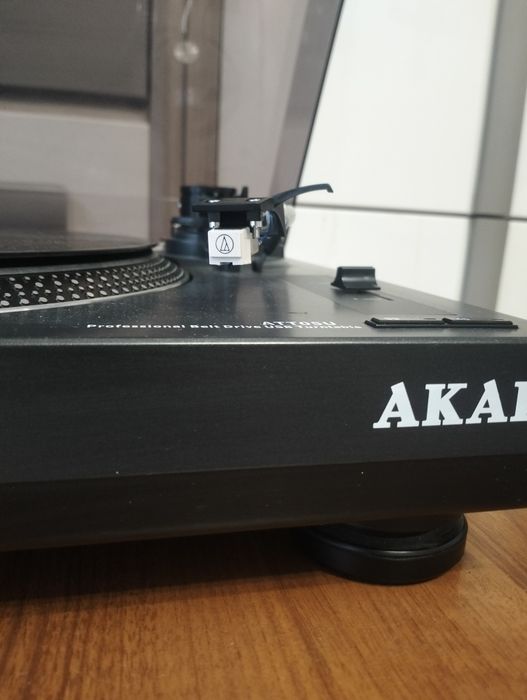 Gramofon AKAI TTA-05USB
