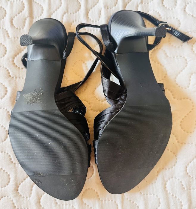 Sapatos Salto Alto Pretos Cetim Presa no Tornozelo Tam 36/37