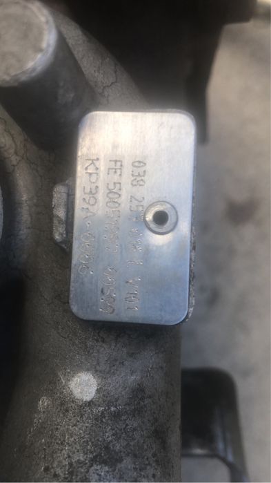 Turbo kkk(1749) pd100/ radiador de egr golf 5 2.0 tdi e tubo de egr
