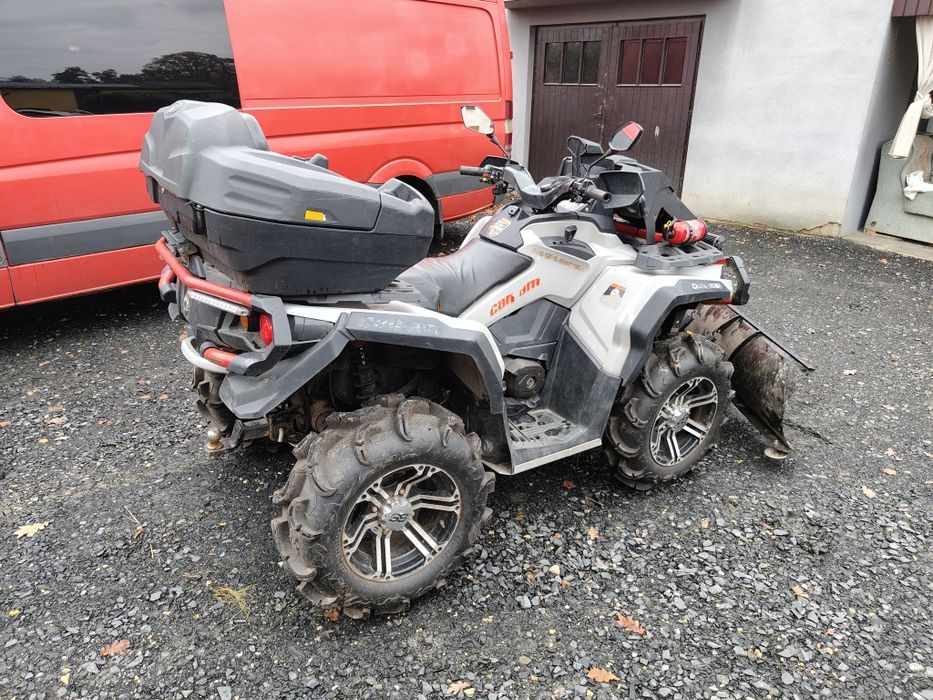 Can am outlander II 1000 pług do odśnieżania
