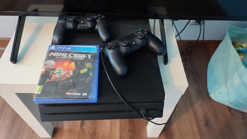 PlayStation PS4 Praktycznie nieużywane