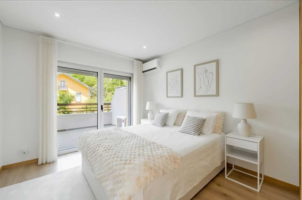 Fantástico Apartamento T3 renovado com terraços e garagem no centro de Amares