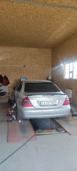 Mercedes-Benz E-Class 2003 W211  •  220 CDI AT (автомат)