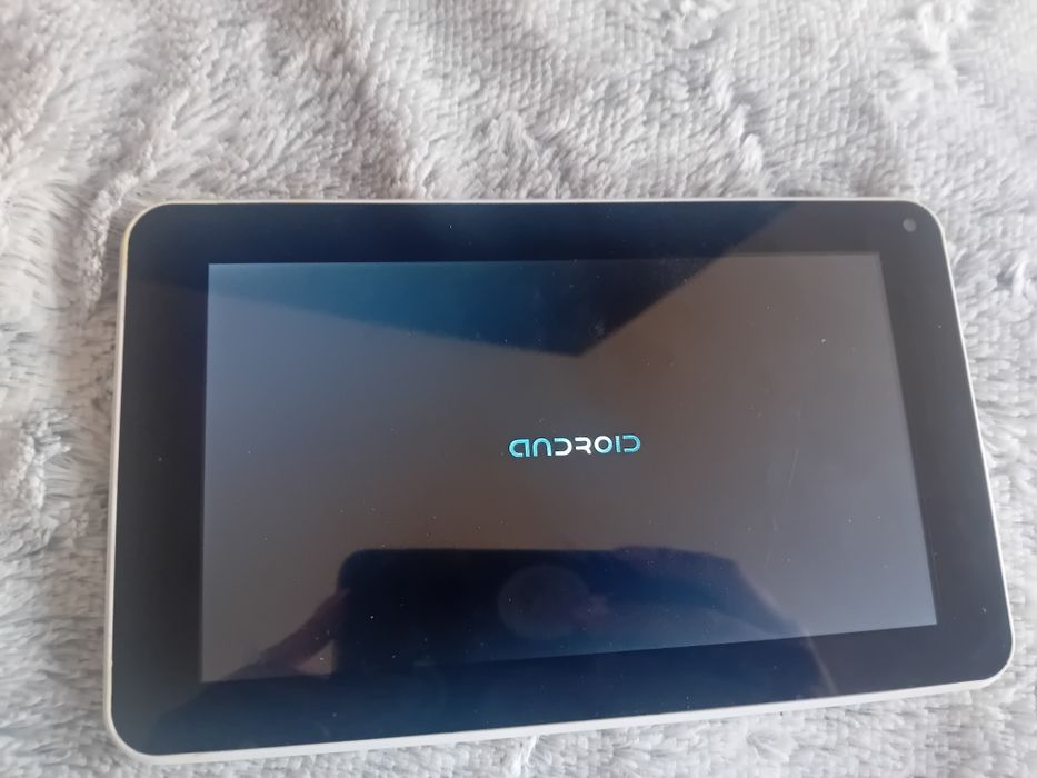 Tablet cavion używany