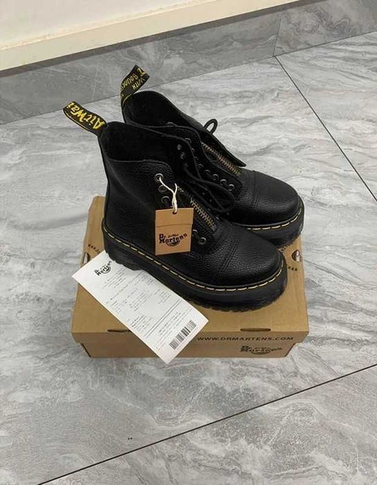 Dr. Martens Jadon Platform Boots Black Smooth Leather R.38