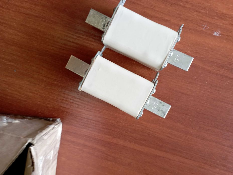 Запобіжник ПН-2- 63 А