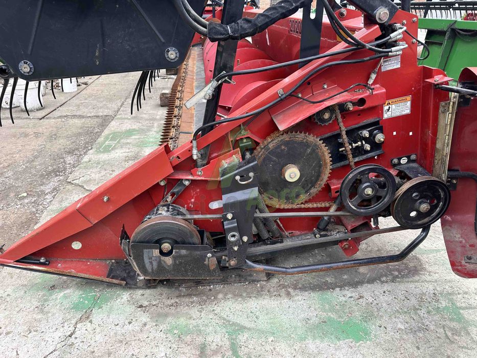 Жатка Case IH 2020 Flex шириною 9 метрів для збирання сої