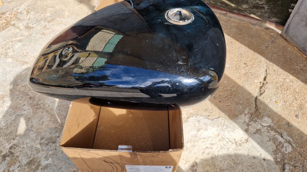 Deposito combustível suzuki vs1400 1992